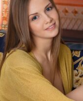 Evelyn +971506129535